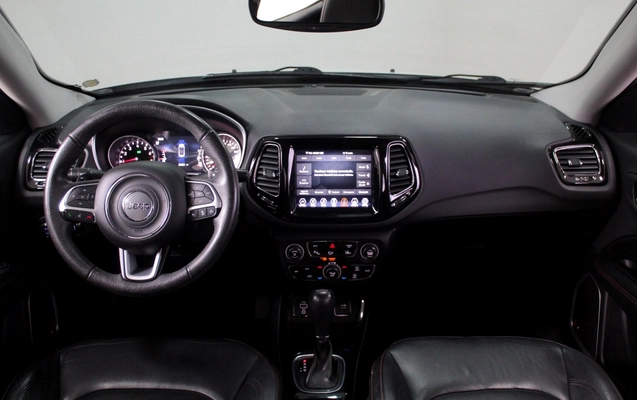 imagem-https://www.socarrao.com.br/sc-vehicle-images-prod/3874482/1789565773250-9_040842.jpg