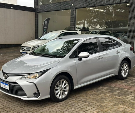 Toyota Corolla 2020 Prata — foto 1 de 3