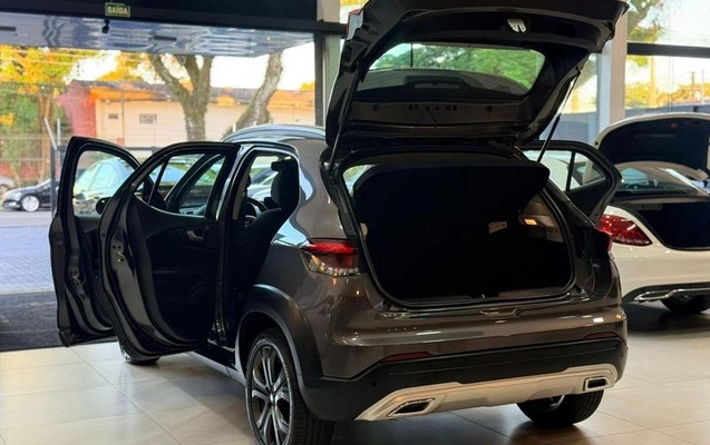 imagem-https://www.socarrao.com.br/sc-vehicle-images-prod/3874592/1789565927617-7851638_13_B_6a72599bc4.jpeg