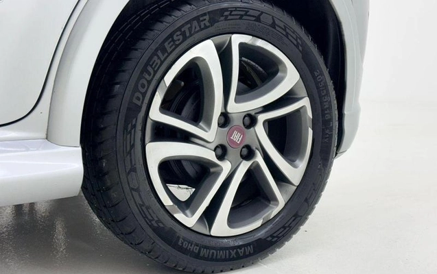 imagem-https://www.socarrao.com.br/sc-vehicle-images-prod/3874599/1789565937094-8378467_18_B_3d4840a73b.jpeg