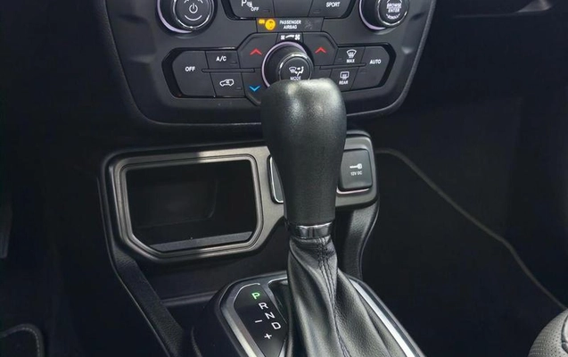 imagem-https://www.socarrao.com.br/sc-vehicle-images-prod/3874608/1790102190311-8281038_19_B_ff34e25812.jpeg