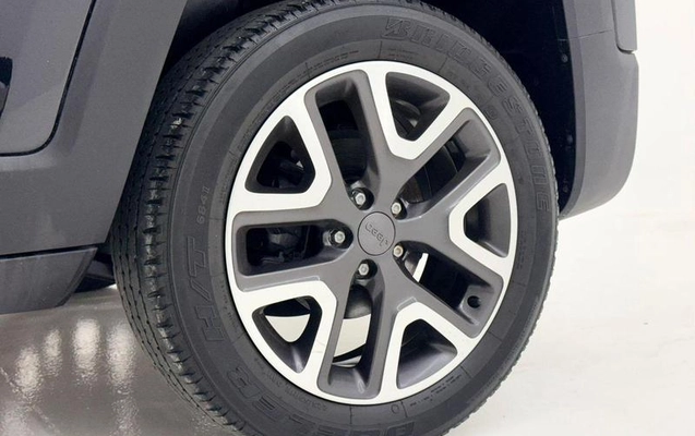 imagem-https://www.socarrao.com.br/sc-vehicle-images-prod/3874608/1790102190317-8281038_20_B_7af755236e.jpeg