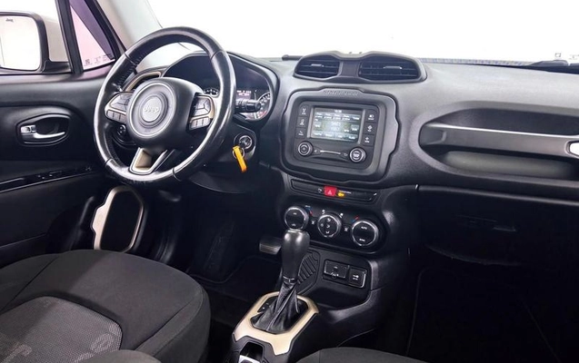 imagem-https://www.socarrao.com.br/sc-vehicle-images-prod/3874621/1789664462960-8426060_11_B_6d1ad6d6f2.jpeg
