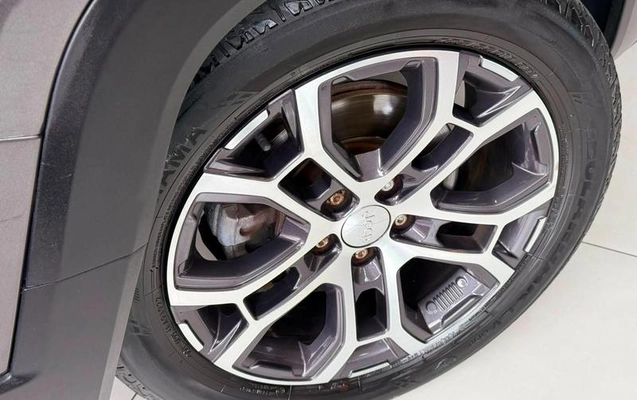 imagem-https://www.socarrao.com.br/sc-vehicle-images-prod/3874625/1790101232118-8176040_18_B_9fd73523b6.jpeg