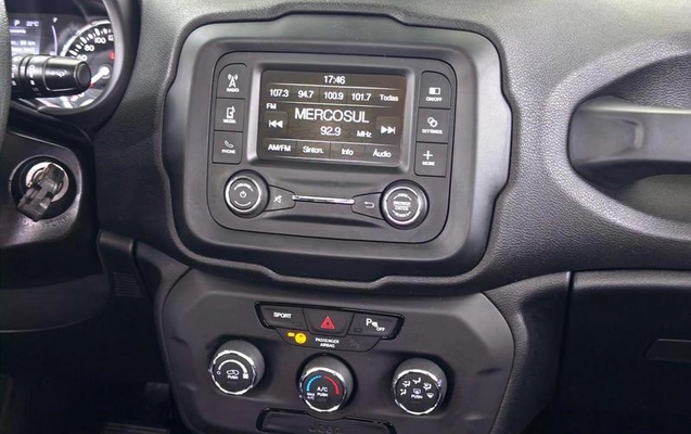 imagem-https://www.socarrao.com.br/sc-vehicle-images-prod/3874630/1789664468648-8410297_12_B_cbf3c4301a.jpeg