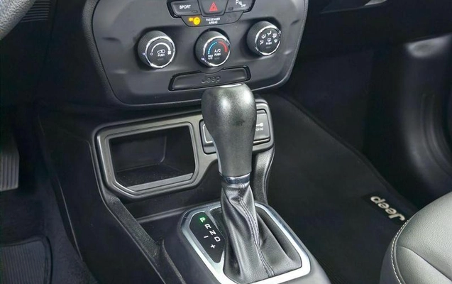 imagem-https://www.socarrao.com.br/sc-vehicle-images-prod/3874630/1789664468655-8410297_14_B_9a6865a5fa.jpeg