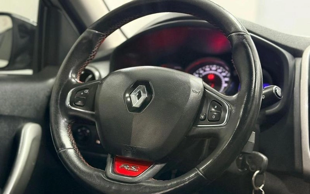 imagem-https://www.socarrao.com.br/sc-vehicle-images-prod/3874637/1789565996745-7916361_12_B_17cb7b0096.jpeg