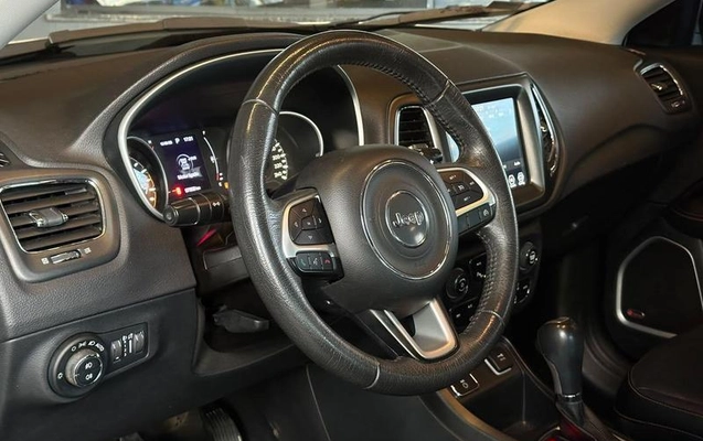 imagem-https://www.socarrao.com.br/sc-vehicle-images-prod/3874697/1789566272186-8476734_7_B_52b3c68f0b.jpeg