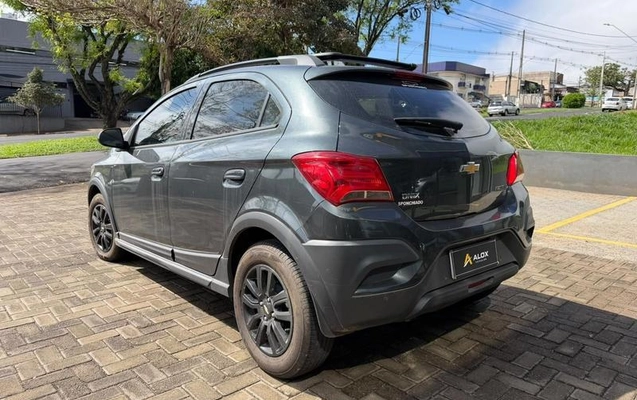 imagem-https://www.socarrao.com.br/sc-vehicle-images-prod/3874739/1789566178708-8450157_1_B_da318320a7.jpeg