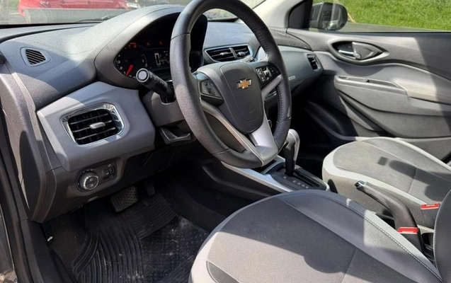 imagem-https://www.socarrao.com.br/sc-vehicle-images-prod/3874739/1789566178716-8450157_6_B_c52dabe58b.jpeg