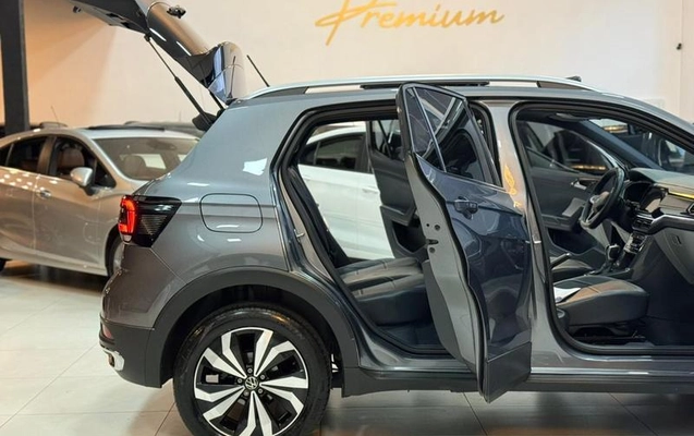 imagem-https://www.socarrao.com.br/sc-vehicle-images-prod/3874784/1789664474304-8028692_11_B_95dc5ee7ac.jpeg