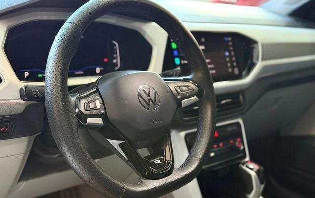 imagem-https://www.socarrao.com.br/sc-vehicle-images-prod/3874797/1789566283028-7914218_15_B_5734ab31ed.jpeg