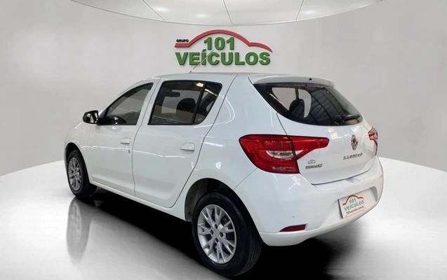 imagem-https://www.socarrao.com.br/sc-vehicle-images-prod/3874800/1789566295662-003_5d4304ebf6a6c3b0abebabb014c83bd6.jpg