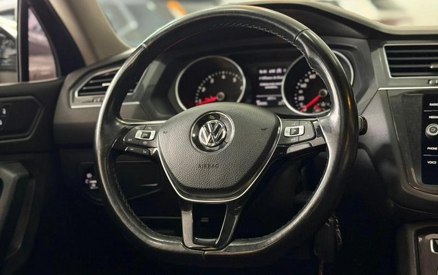 imagem-https://www.socarrao.com.br/sc-vehicle-images-prod/3874913/1789664480957-7505522_19_B_1cfa34ea79.jpeg
