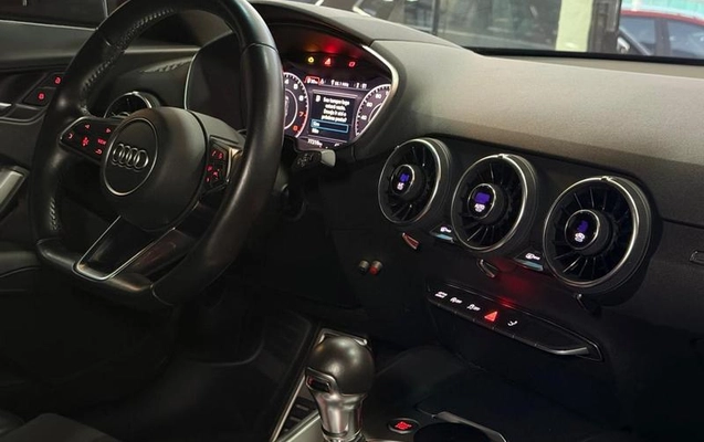 imagem-https://www.socarrao.com.br/sc-vehicle-images-prod/3874925/1789566497972-8034919_13_B_a4d9198ef1.jpeg