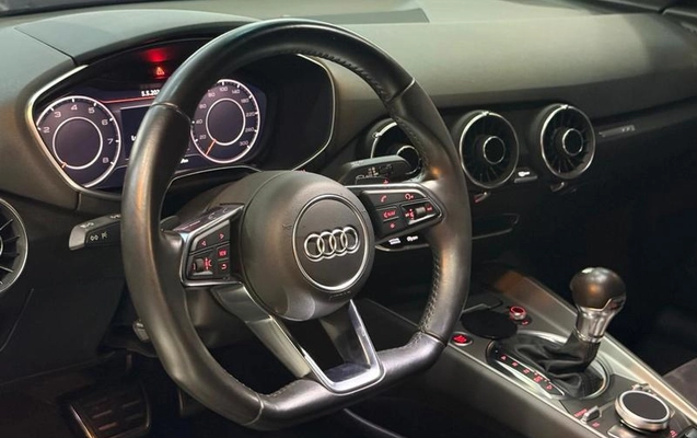imagem-https://www.socarrao.com.br/sc-vehicle-images-prod/3874925/1789566497975-8034919_15_B_f2407ee320.jpeg