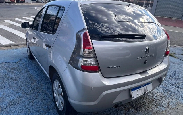imagem-https://www.socarrao.com.br/sc-vehicle-images-prod/3874968/1789566571395-c9c173c7-1148-428c-9ca3-337058331ea4.jpg