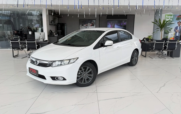 imagem-https://www.socarrao.com.br/sc-vehicle-images-prod/3875038/1789566668660-b622b27603bc493dbf4ce0665b2f2c24_1789566599879.jpg