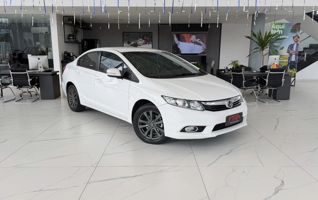 imagem-https://www.socarrao.com.br/sc-vehicle-images-prod/3875038/1789566668662-24ee94fb763644ec8a63d80dbe8b9937_1789566599884.jpg
