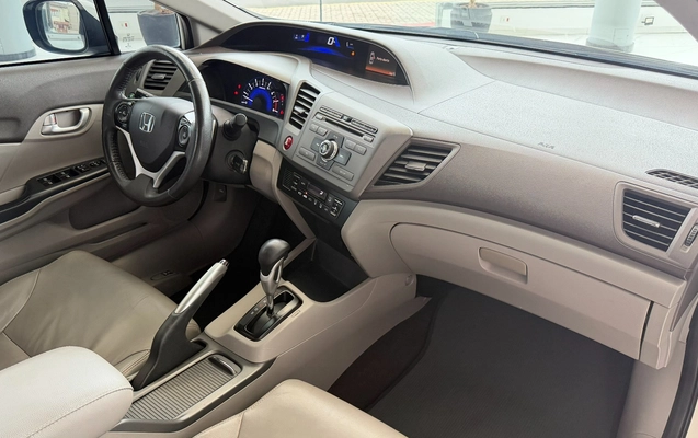 imagem-https://www.socarrao.com.br/sc-vehicle-images-prod/3875038/1789566668667-172436003a9a44eabb48e23015bc84e8_1789566599909.jpg