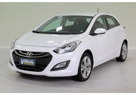 Hyundai i30 1.8 16V Aut. 5p 2015 Branco — foto 1 de 3