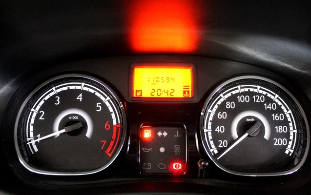 imagem-https://www.socarrao.com.br/sc-vehicle-images-prod/3875178/1789566893704-9_025222.jpg