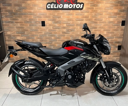 Bajaj DOMINAR 200 2026 Preto — foto 1 de 3