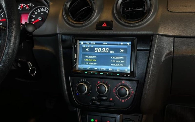 imagem-https://www.socarrao.com.br/sc-vehicle-images-prod/3875269/1790078849818-8401669_9_B_5e5971d43a.jpeg