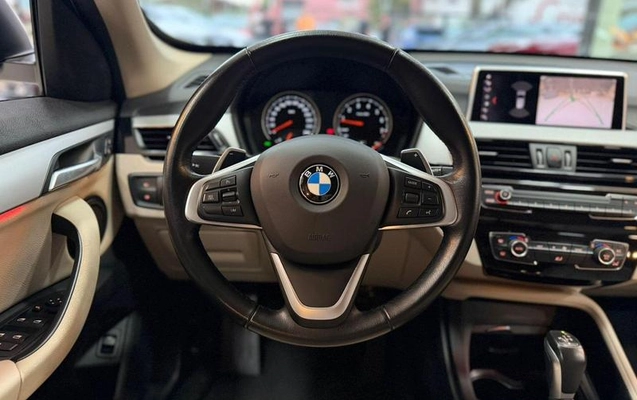 imagem-https://www.socarrao.com.br/sc-vehicle-images-prod/3875301/1790103300466-7819809_13_B_813ee3dffc.jpeg