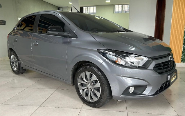 imagem-https://www.socarrao.com.br/sc-vehicle-images-prod/3875315/1789591988537-gb-9504792.jpeg