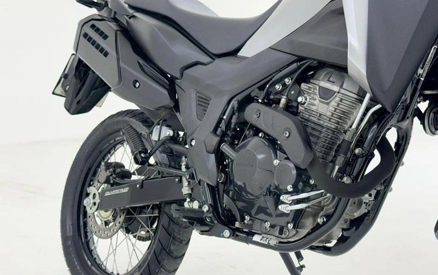 imagem-https://www.socarrao.com.br/sc-vehicle-images-prod/3875335/1789567203188-8444803_7_B_dec208f6ac.jpeg
