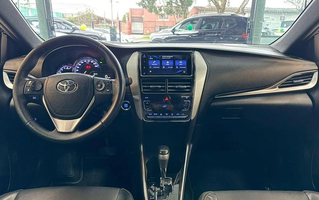 imagem-https://www.socarrao.com.br/sc-vehicle-images-prod/3875346/1789567246437-8148386_14_B_ea4b95be07.jpeg