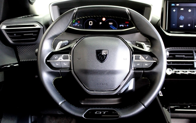 imagem-https://www.socarrao.com.br/sc-vehicle-images-prod/3875365/1789567294723-13_035813.jpg