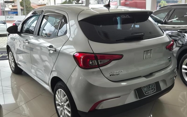 imagem-https://www.socarrao.com.br/sc-vehicle-images-prod/3875384/1790010024914-8480363_6_B_e50d2d61c5.jpeg