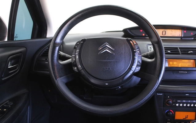 imagem-https://www.socarrao.com.br/sc-vehicle-images-prod/3875409/1789567360165-12_123802.jpg