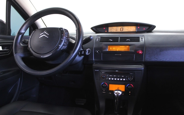 imagem-https://www.socarrao.com.br/sc-vehicle-images-prod/3875409/1789567360171-15_123802.jpg