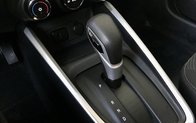 imagem-https://www.socarrao.com.br/sc-vehicle-images-prod/3875482/1789567512291-jEIPkGh7LMvcKoGEB8ksMedQXjHYykWp.jpg