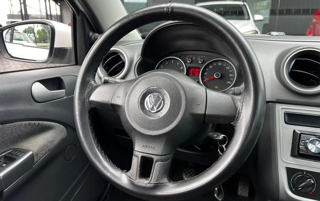 imagem-https://www.socarrao.com.br/sc-vehicle-images-prod/3875536/1789567612487-8479378_11_B_d152b518d3.jpeg