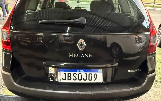 imagem-https://www.socarrao.com.br/sc-vehicle-images-prod/3875578/1789608984123-SU1HXzYyNDkuanBlZw.jpeg