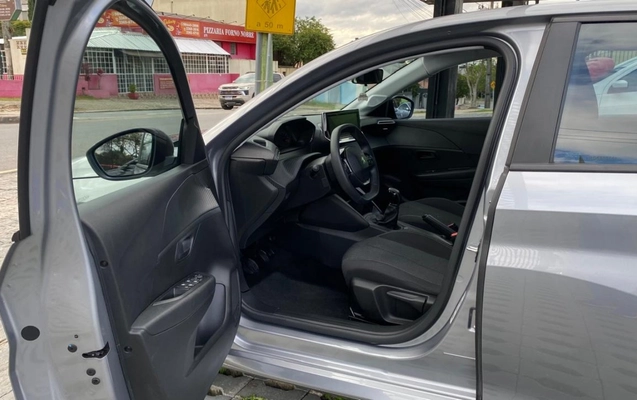 imagem-https://www.socarrao.com.br/sc-vehicle-images-prod/3875813/1789593095035-MTMuanBlZw.jpeg