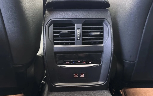 imagem-https://www.socarrao.com.br/sc-vehicle-images-prod/3875975/1789734670315-vehicle_image_1789671665_85b6f89b41cae26786ac72365fff771b.jpeg