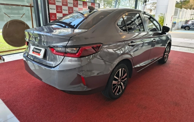 imagem-https://www.socarrao.com.br/sc-vehicle-images-prod/3875993/1789568527138-jmMiv5H8hyBIlfWjJAx5pycRCXlKbdFi.jpg