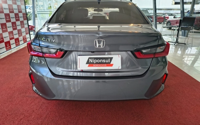 imagem-https://www.socarrao.com.br/sc-vehicle-images-prod/3875993/1789568527140-Nm1htwHTOxefLvGO6N9Q96b9b1dSAP8L.jpg