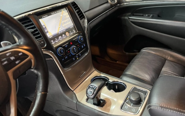 imagem-https://www.socarrao.com.br/sc-vehicle-images-prod/3876252/1789569017872-1_050414.jpg