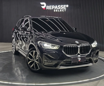 Bmw X1 2022 Preto — foto 1 de 3
