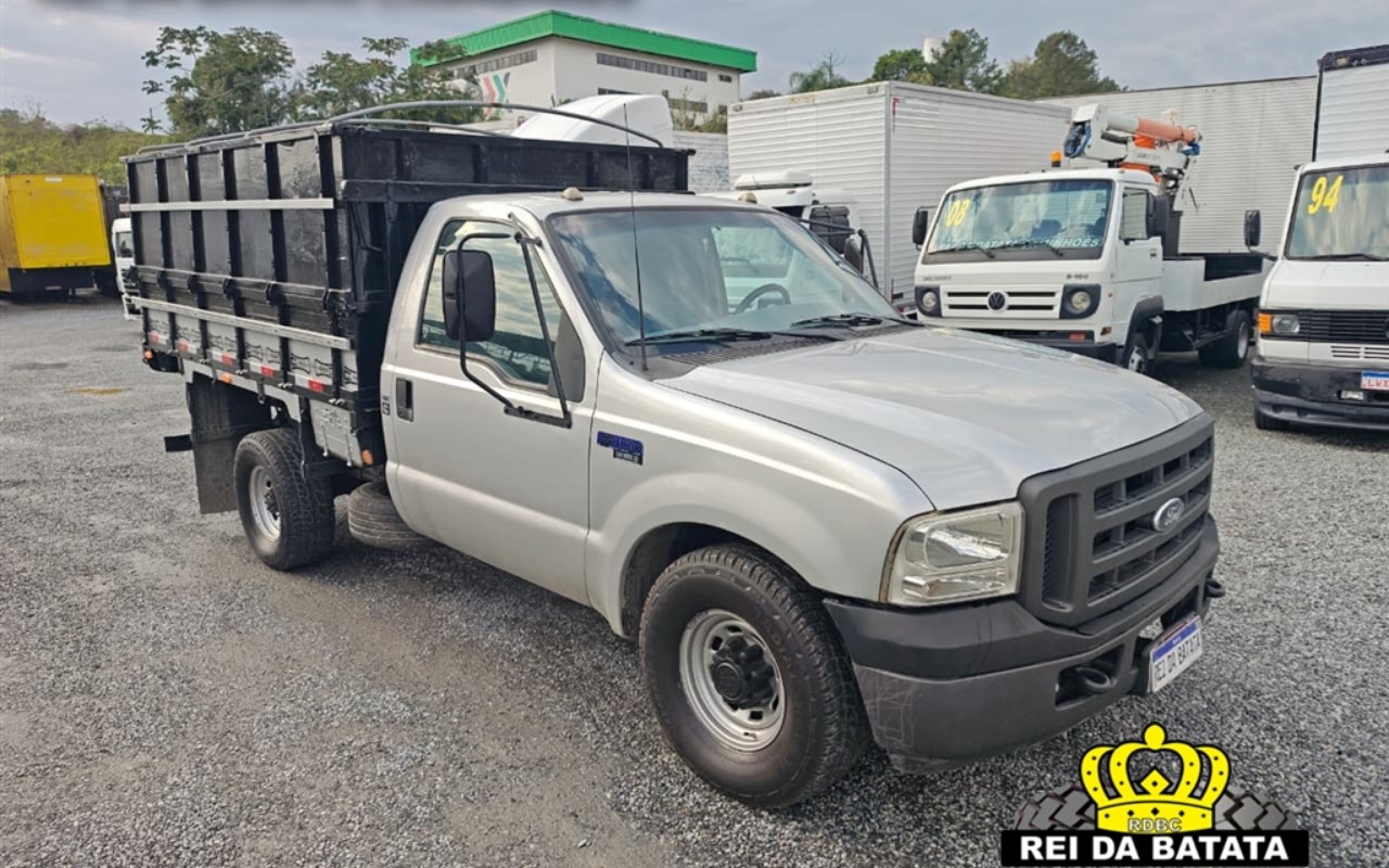 Ford F-350 CD 4p (diesel) 2010 Prata — foto 1 de 3