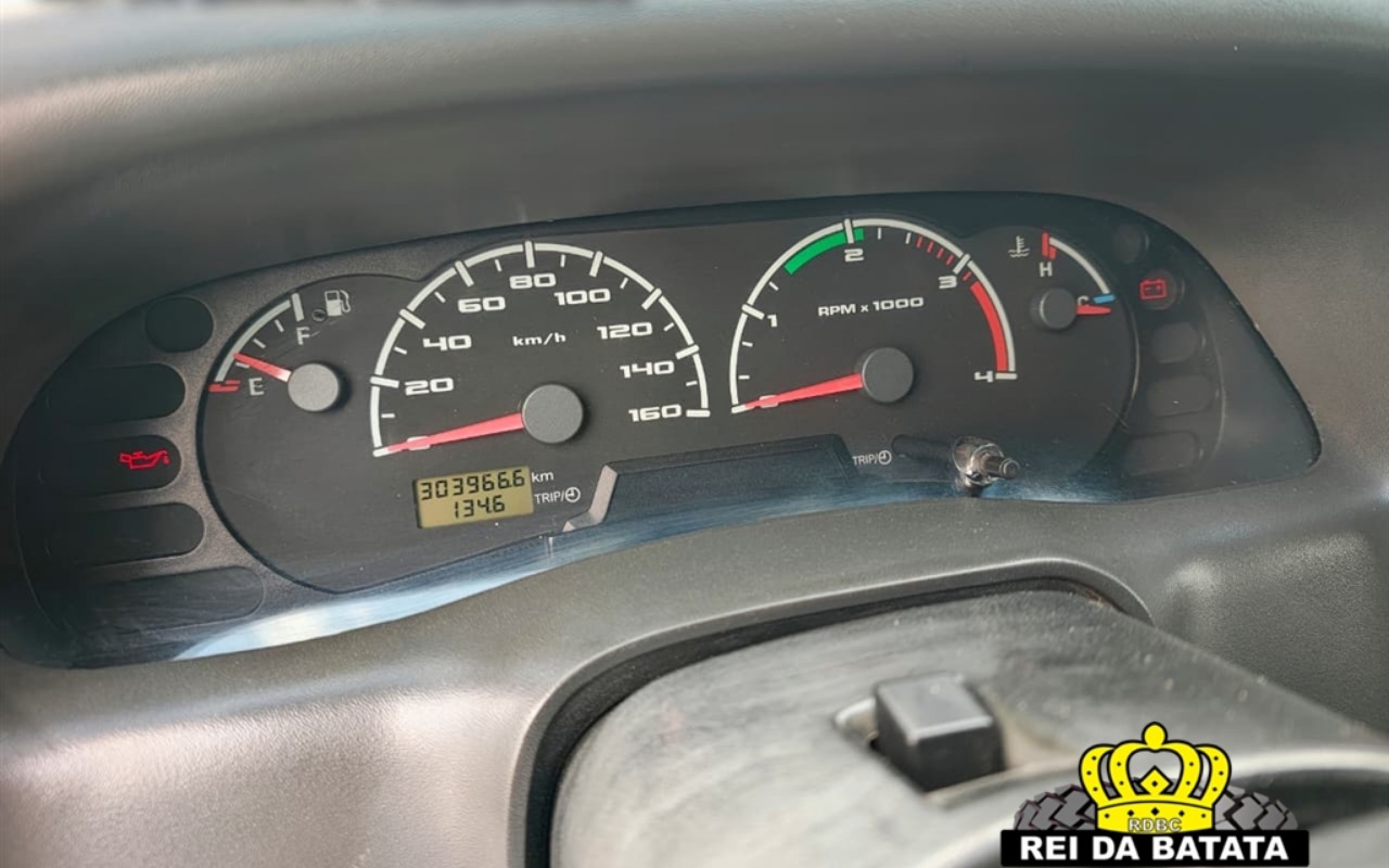 imagem-https://www.socarrao.com.br/sc-vehicle-images-prod/3876396/1789569349630-OC5qcGc.jpg