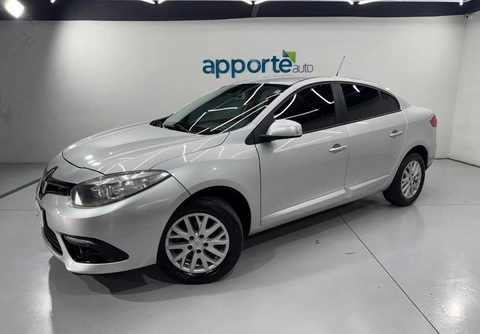 Renault Fluence 2015 Prata — foto 1 de 3