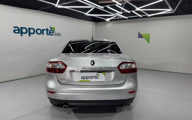imagem-https://www.socarrao.com.br/sc-vehicle-images-prod/3876440/1790079086695-8390124_9_B_141cd15503.jpeg