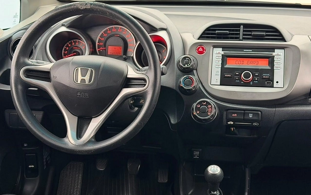 imagem-https://www.socarrao.com.br/sc-vehicle-images-prod/3876477/1789569495400-3f05b3f374ad4379b9ee74dbf515d4f8_1789568988877.jpg